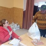 Crveni križ Slatina: Podjela paketa za socijalne korisnike