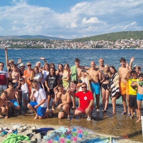 Ljetovanje na Čiovu u organizaciji Crvenog križa Slatina